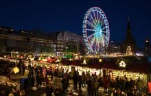 Big Wheel and Christmas Market on the Mound