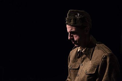 In Loyal Company, Pleasance Courtyard, Review