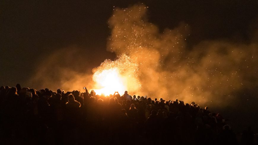 samhuinn fire festival edinburgh calton hill beltane halloween