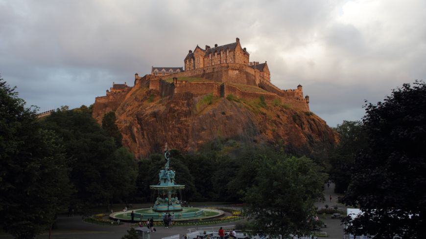 Edinburgh Castle at dusk