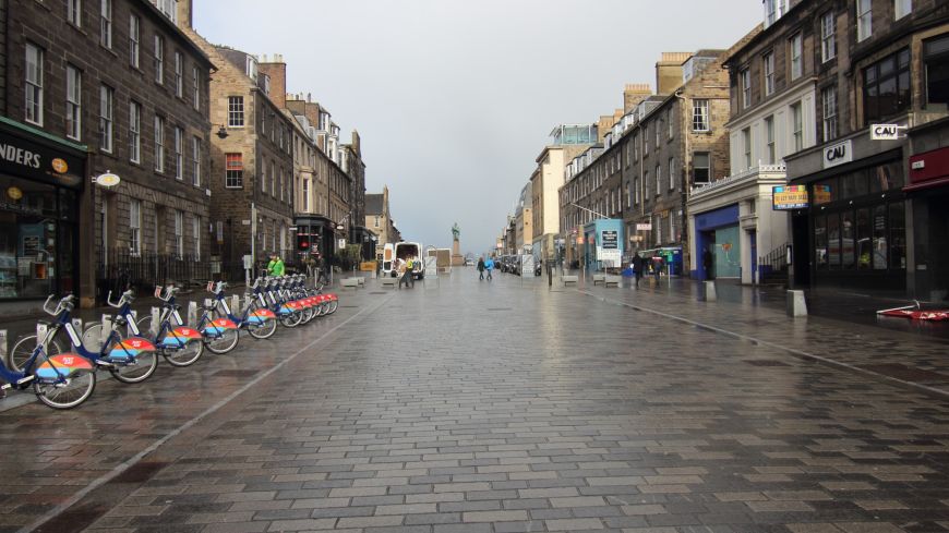 Castle Street in Edinburgh rain