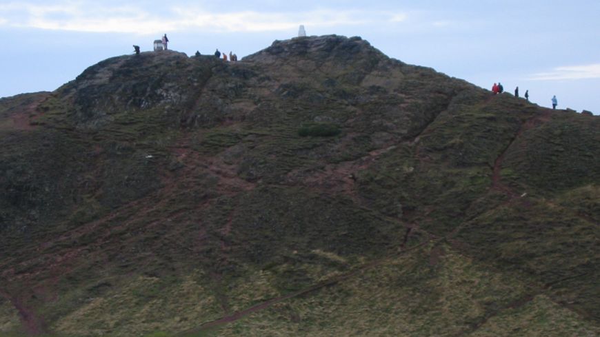 Arthur's seat peak in Winter