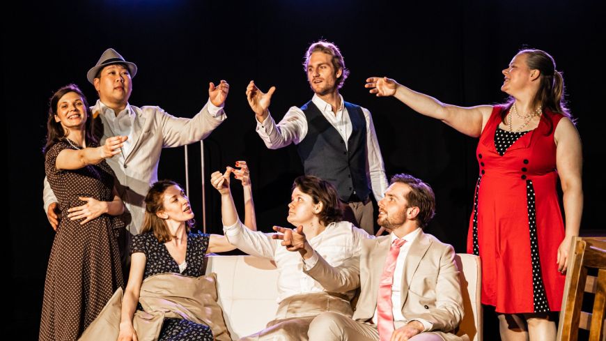 The cast of The Glass Imaginary, the Improvised Play company