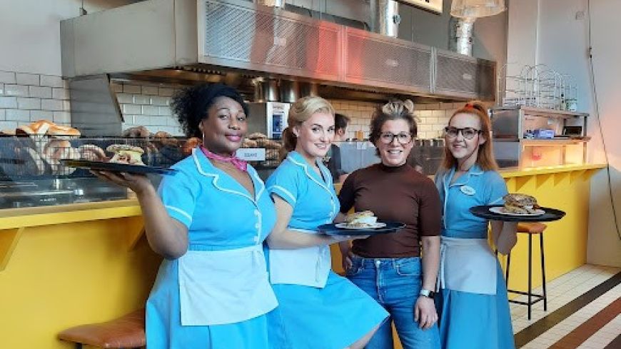 Waitress (Edinburgh Playhouse) Serves Up A Smile at Bross Deli