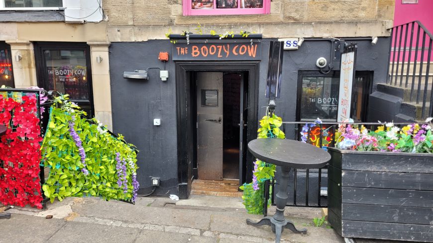 Boozy Cow entrance