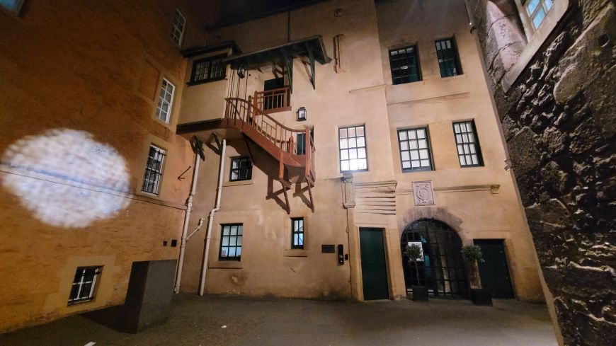 Riddles Court at nightime