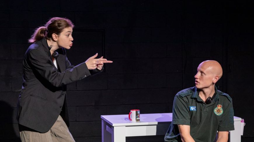 Lee and Gary in Hold the Line