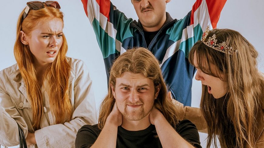 Loose Threads - Aireborne Theatre
