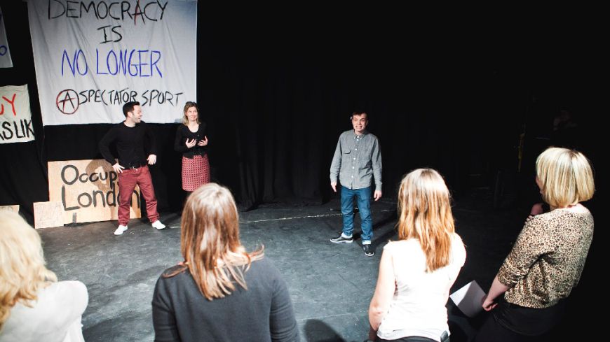 Demos, Traverse Theatre, Review
