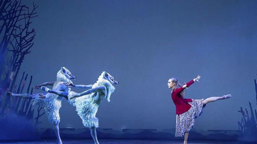 The Snow Queen review — dance and design to melt the iciest heart