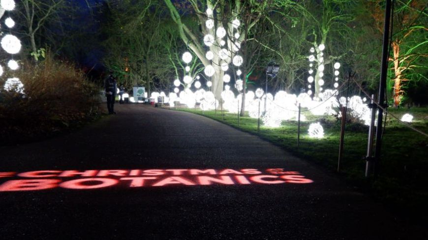 Christmas Spheres - giant snowballs and sparkling baubles