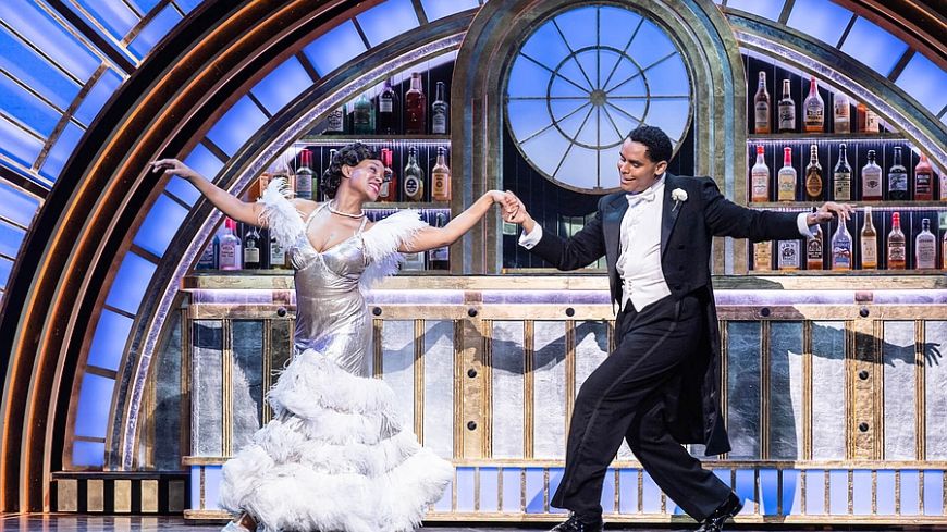 Top Hat - Credit Johan Persson