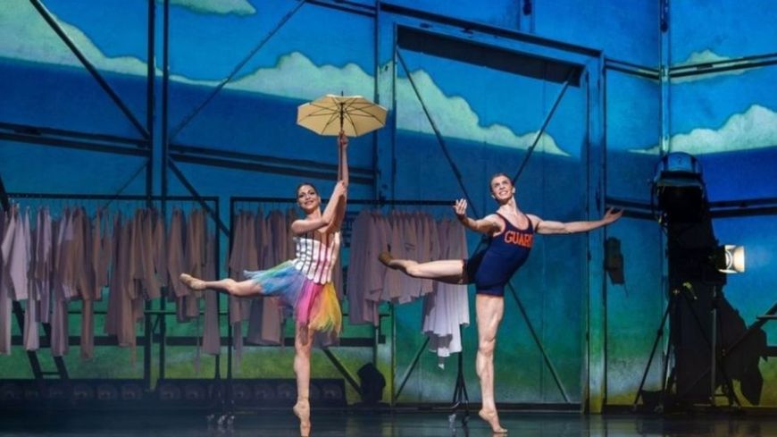 Scene from Starstruck, Marlen Fuerte Castro and Harvey Littlefield